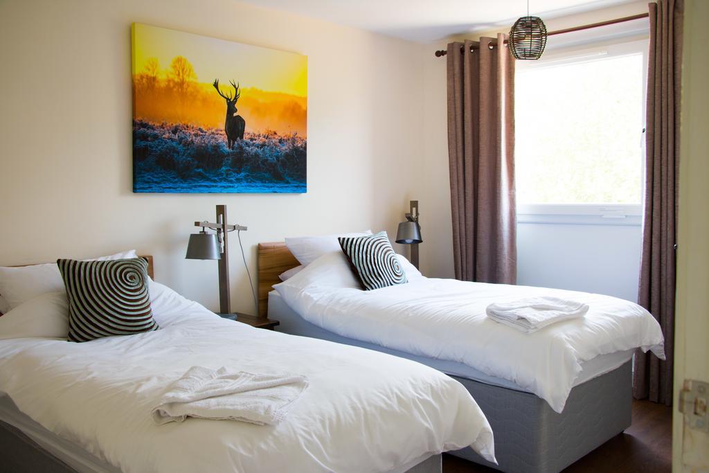 Modern Central Family-Home For 6 London Room photo